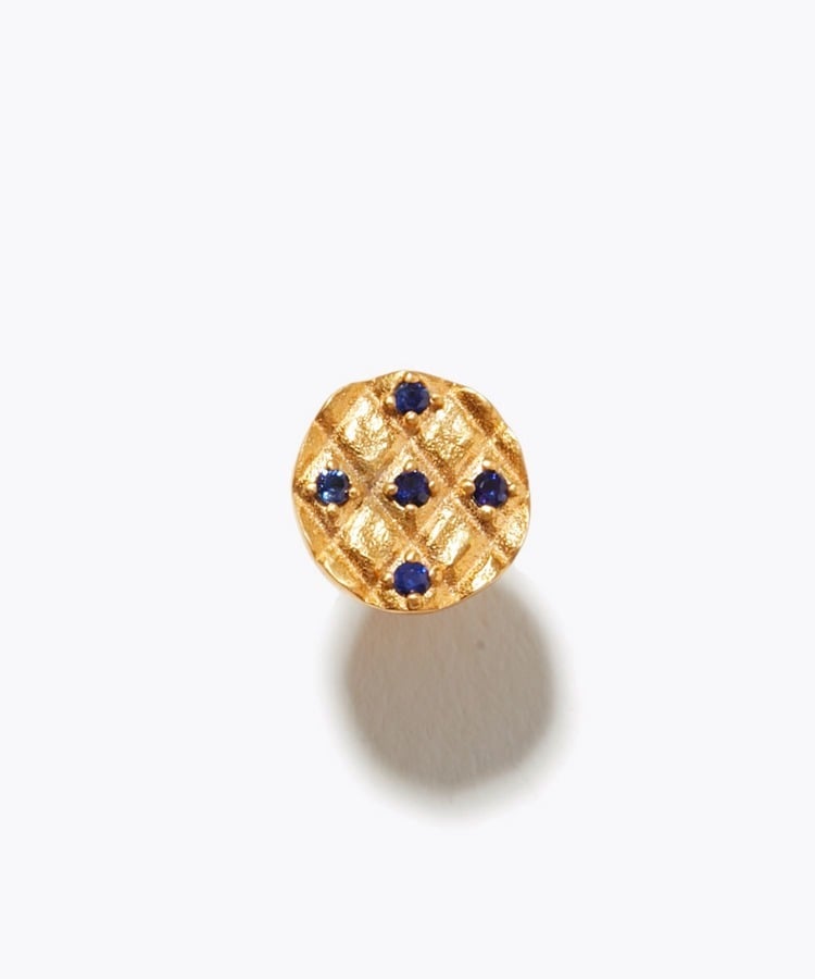 [ancient] blue sapphire circle stud single pierced earring