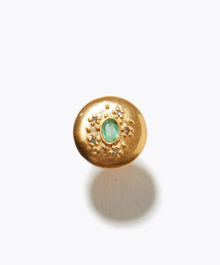 [ancient] emerald circle stud single pierced earring